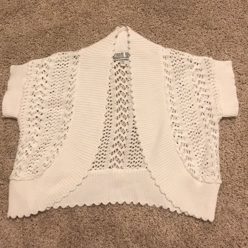 Cropped lace shoulder cover!!!